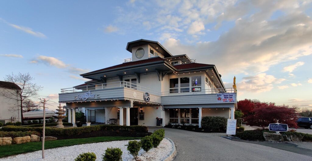 The Waterfront dock and dine LBI